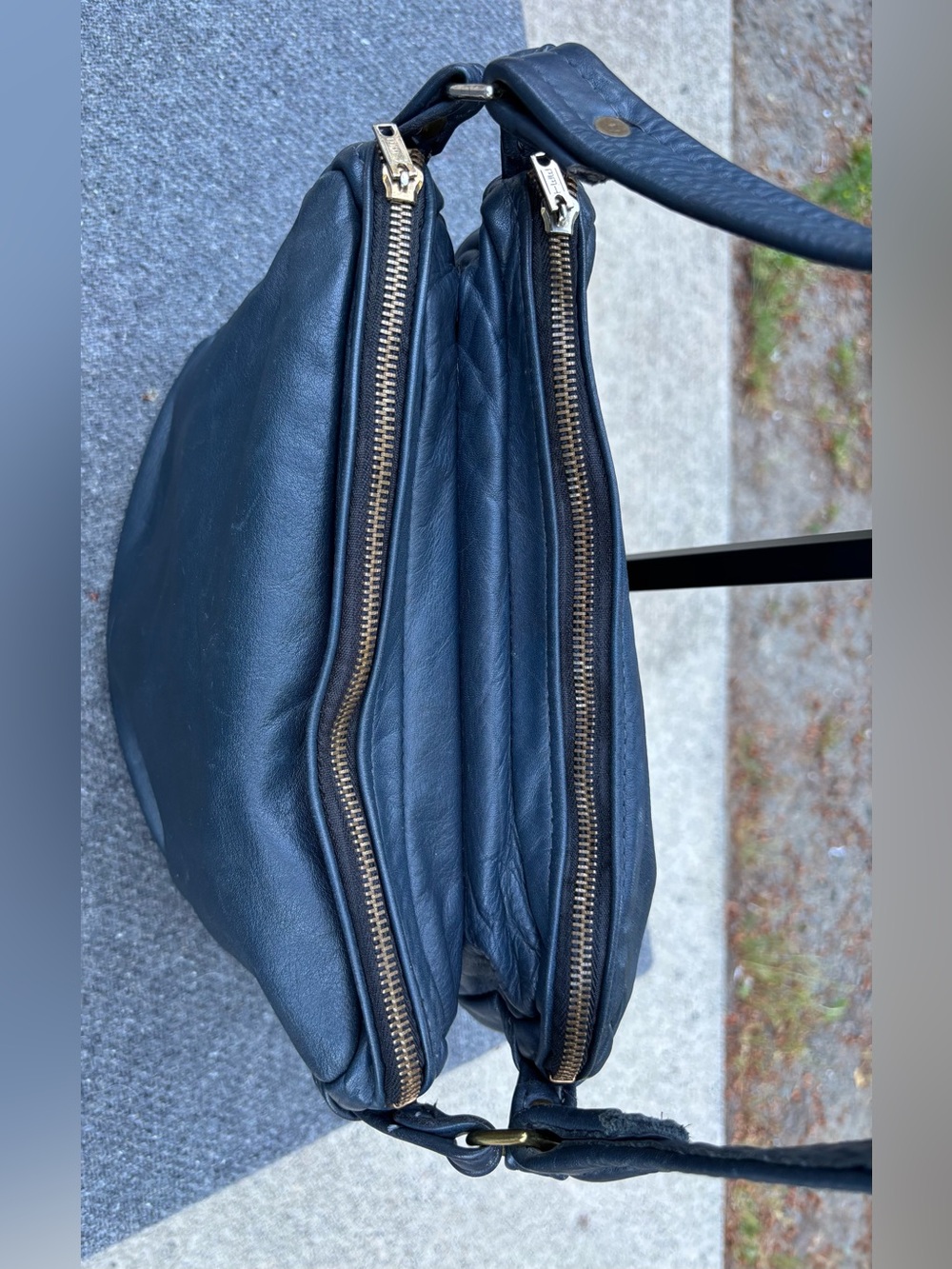 Guardian Leather Navy Concealed Carry Purse Made in USA - Picture 3 of 14